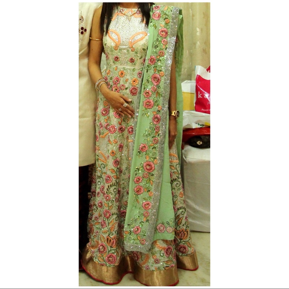 PRICE FIRM Indian designer anarkali gown.Bridal Lehenga Saree - Picture 5 of 8